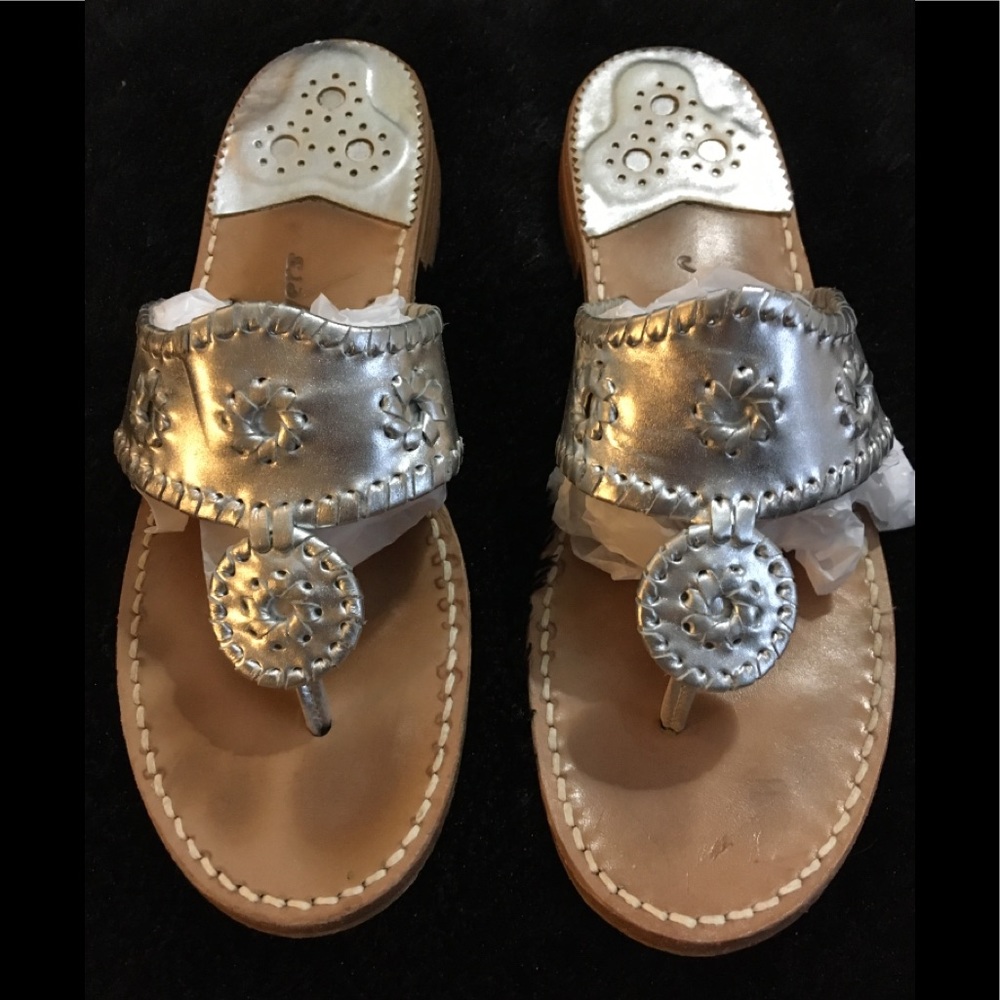 🌸Jack Rogers silver sandals, size 9.